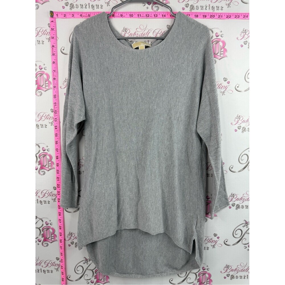 Michael Kors long sleeve sweater charm Light Gray Long Sleeve High-Low Knit Top